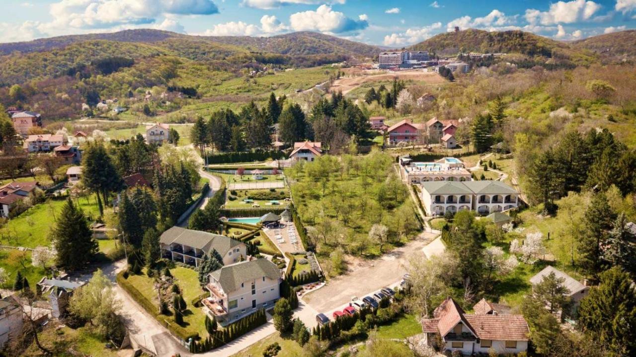 Suncani Breg Apartments Vrdnik Εξωτερικό φωτογραφία