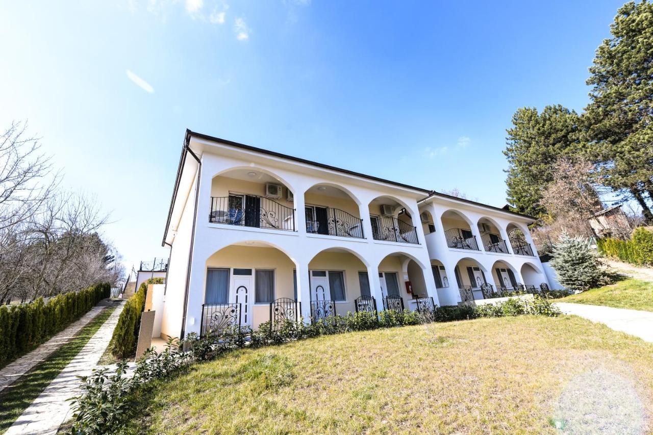 Suncani Breg Apartments Vrdnik Εξωτερικό φωτογραφία